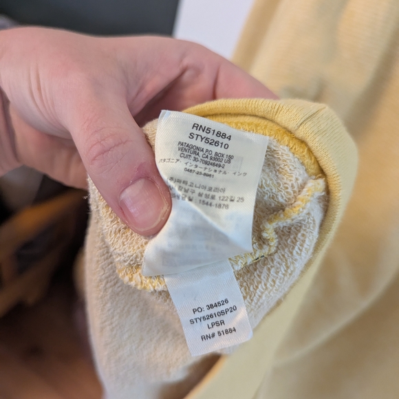 Patagonia Men's Yellow Crewneck Sweater - Picture 5 of 5